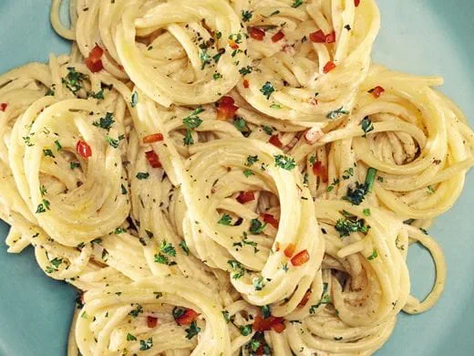 recipe image PASTA ALA CREME BONJOUR VALKOSIPULI