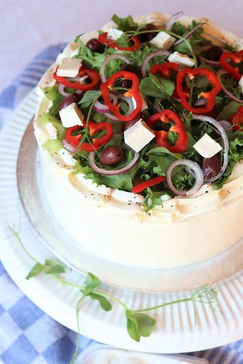 recipe image KREIKKALAINEN VOILEIPÄKAKKU